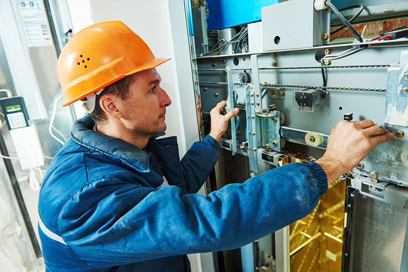 Selçuk Asansör Bakımı