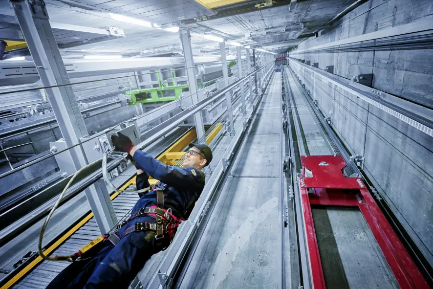 Selçuk Asansör Bakımı